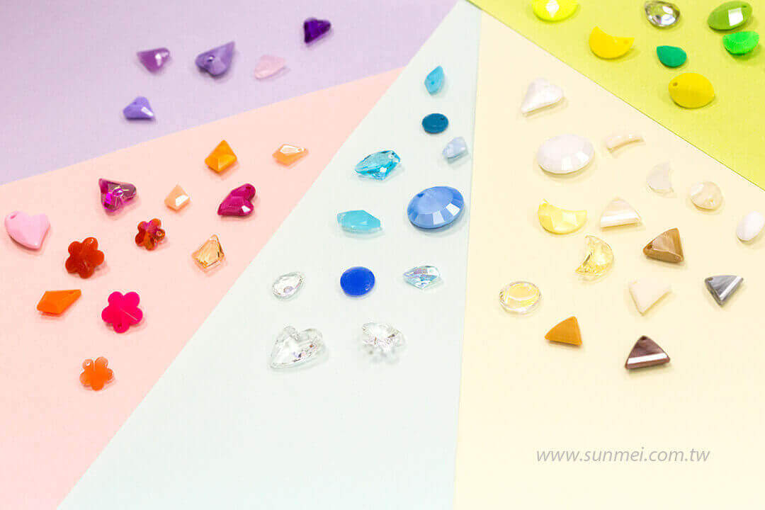 Lee más sobre el artículo Pendants – Single Hole, Light and Exquisite. Perfect for Jewelry Making!