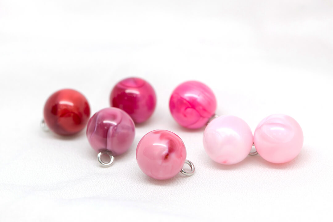 small round pearl buttons